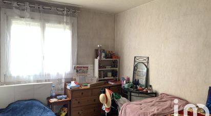 Appartement 4 pièces de 87 m² à Clermont-Ferrand (63100)