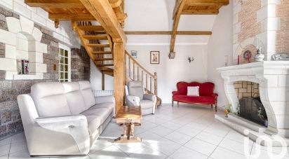 Maison 7 pièces de 167 m² à Bécon-les-Granits (49370)