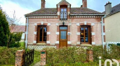 Country house 5 rooms of 123 m² in La Ferté-Beauharnais (41210)