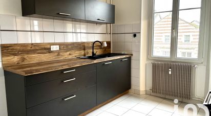 Appartement 4 pièces de 92 m² à Châlons-en-Champagne (51000)