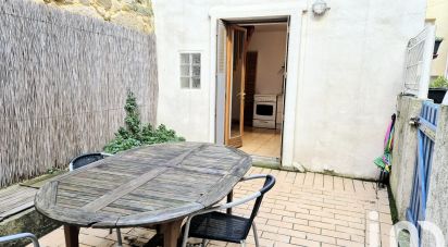 Village house 4 rooms of 45 m² in Lespignan (34710)