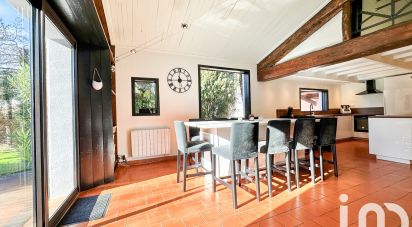 Traditional house 5 rooms of 92 m² in Alzonne (11170)