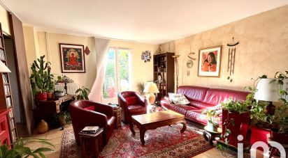 Traditional house 5 rooms of 106 m² in Montévrain (77144)