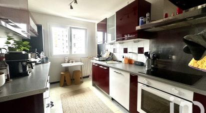 Apartment 4 rooms of 73 m² in Rezé (44400)