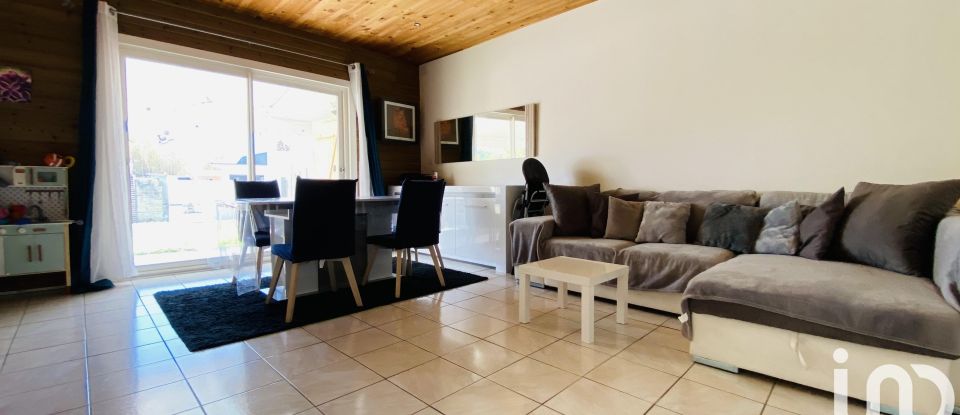 Maison 4 pièces de 112 m² à Izon (33450)