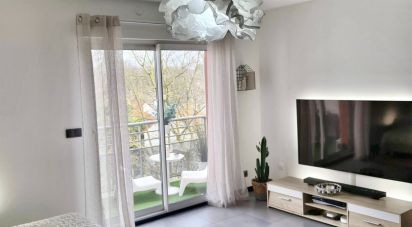 Apartment 3 rooms of 53 m² in Sevran (93270)