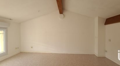 Maison 3 pièces de 59 m² à Parempuyre (33290)