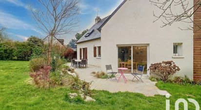 House 8 rooms of 137 m² in Sucé-sur-Erdre (44240)