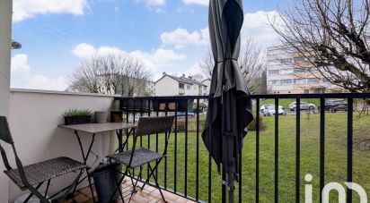 Apartment 4 rooms of 67 m² in Palaiseau (91120)