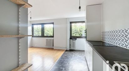 Appartement 3 pièces de 52 m² à Saint-Étienne (42100)