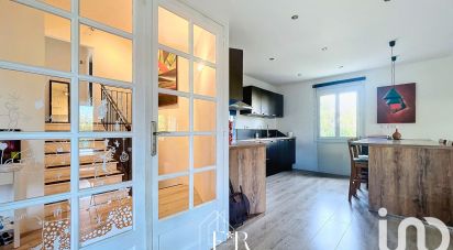 House 4 rooms of 111 m² in Morières-lès-Avignon (84310)