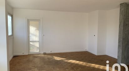 Apartment 4 rooms of 84 m² in Écouen (95440)