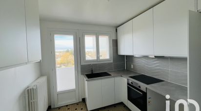 Appartement 3 pièces de 71 m² à Lapalisse (03120)