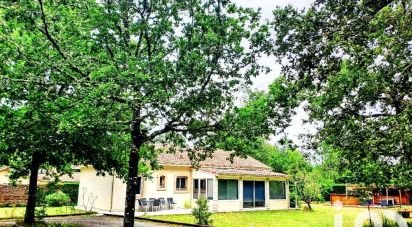 Traditional house 3 rooms of 166 m² in Saugnacq-et-Muret (40410)