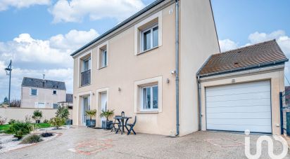 Maison traditionnelle 5 pièces de 110 m² à Montry (77450)