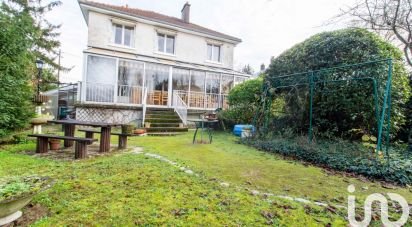 House 5 rooms of 128 m² in Saint-Jean-de-Braye (45800)