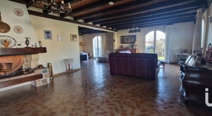 House 7 rooms of 154 m² in Blanquefort (33290)