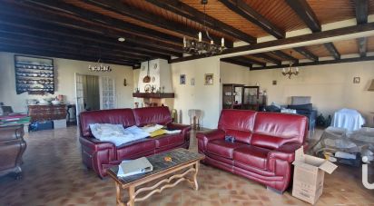 House 7 rooms of 154 m² in Blanquefort (33290)