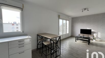 Apartment 4 rooms of 73 m² in Reims (51100)