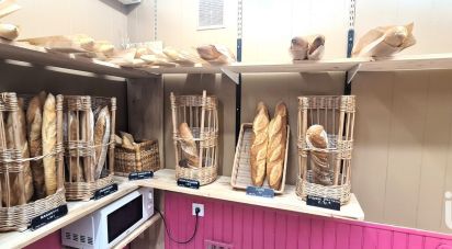 Bakery of 70 m² in Pinet (34850)