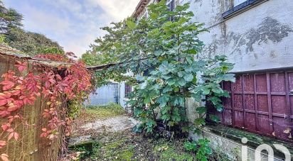 House 6 rooms of 116 m² in Nantes (44300)