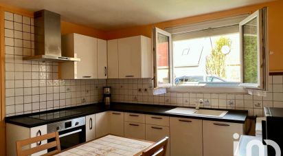 House 5 rooms of 90 m² in Domont (95330)