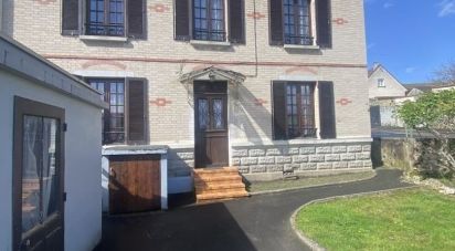 Maison de ville 4 pièces de 114 m² à Château-Thierry (02400)