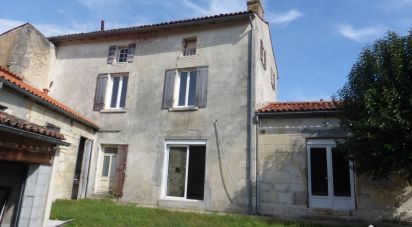 Maison 7 pièces de 143 m² à Saint-Jean-d'Angély (17400)