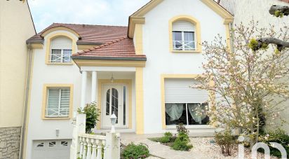 Traditional house 7 rooms of 160 m² in Champigny-sur-Marne (94500)