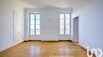 Apartment 3 rooms of 52 m² in Montauroux (83440)