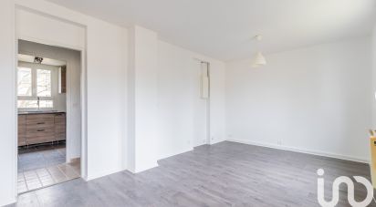 Appartement 4 pièces de 67 m² à Sainte-Geneviève-des-Bois (91700)