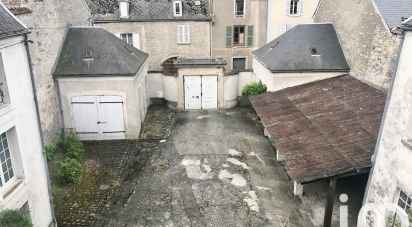 Maison 10 pièces de 350 m² à Étampes (91150)