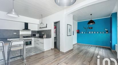 Maison 8 pièces de 203 m² à Cherbourg-en-Cotentin (50100)