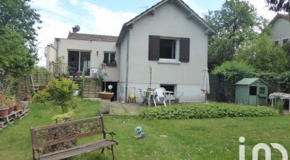 House 8 rooms of 148 m² in La Genevraye (77690)