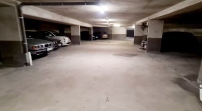 Parking of 25 m² in Créteil (94000)