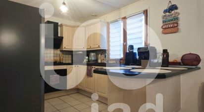 House 5 rooms of 90 m² in Esquelbecq (59470)