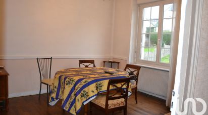 Traditional house 4 rooms of 60 m² in Pont-de-Buis-lès-Quimerch (29590)