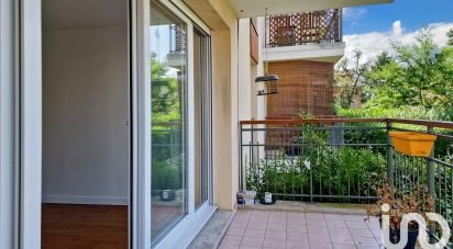 Appartement 4 pièces de 84 m² à Suresnes (92150)