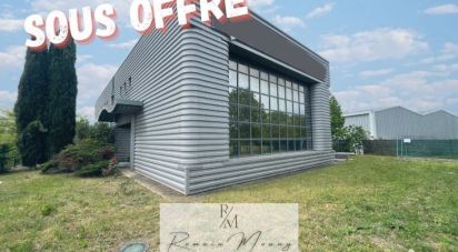 Business premises of 440 m² in Saint-Cannat (13760)