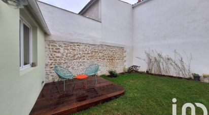 House 4 rooms of 99 m² in La Rochelle (17000)