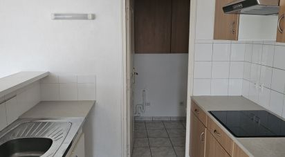 Apartment 3 rooms of 67 m² in Châlons-en-Champagne (51000)