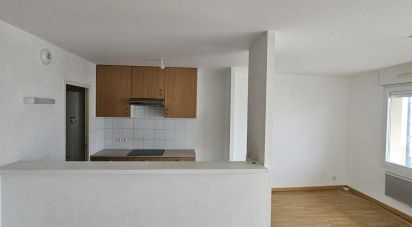 Apartment 3 rooms of 67 m² in Châlons-en-Champagne (51000)