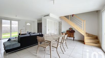 Maison 6 pièces de 147 m² à Houdan (78550)