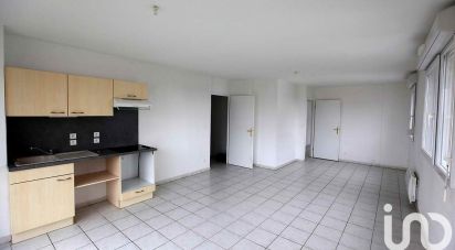 Apartment 3 rooms of 66 m² in Arras (62000)