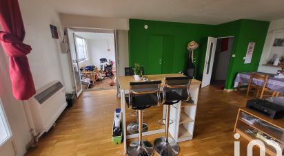 Appartement 4 pièces de 75 m² à La Roche-sur-Yon (85000)