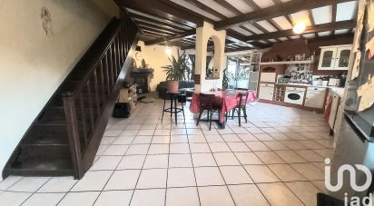 Maison 4 pièces de 120 m² à Saint-Martin-la-Plaine (42800)