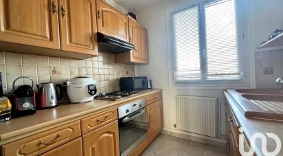 Appartement 3 pièces de 63 m² à Saint-Étienne-du-Rouvray (76800)