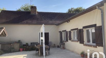 House 10 rooms of 301 m² in Coulans-sur-Gée (72550)