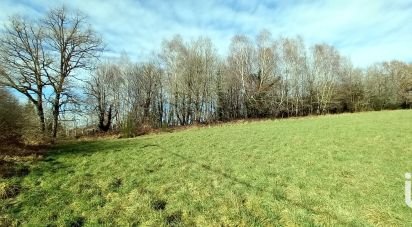 Terrain de 2 700 m² à Saint-Yrieix-la-Perche (87500)