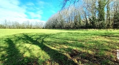 Terrain de 2 700 m² à Saint-Yrieix-la-Perche (87500)